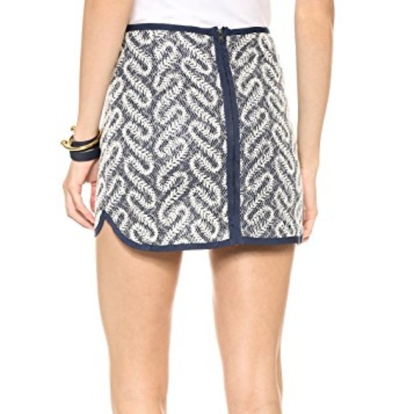 J.O.A. Miniskirt Size Small - Picture 2 of 3